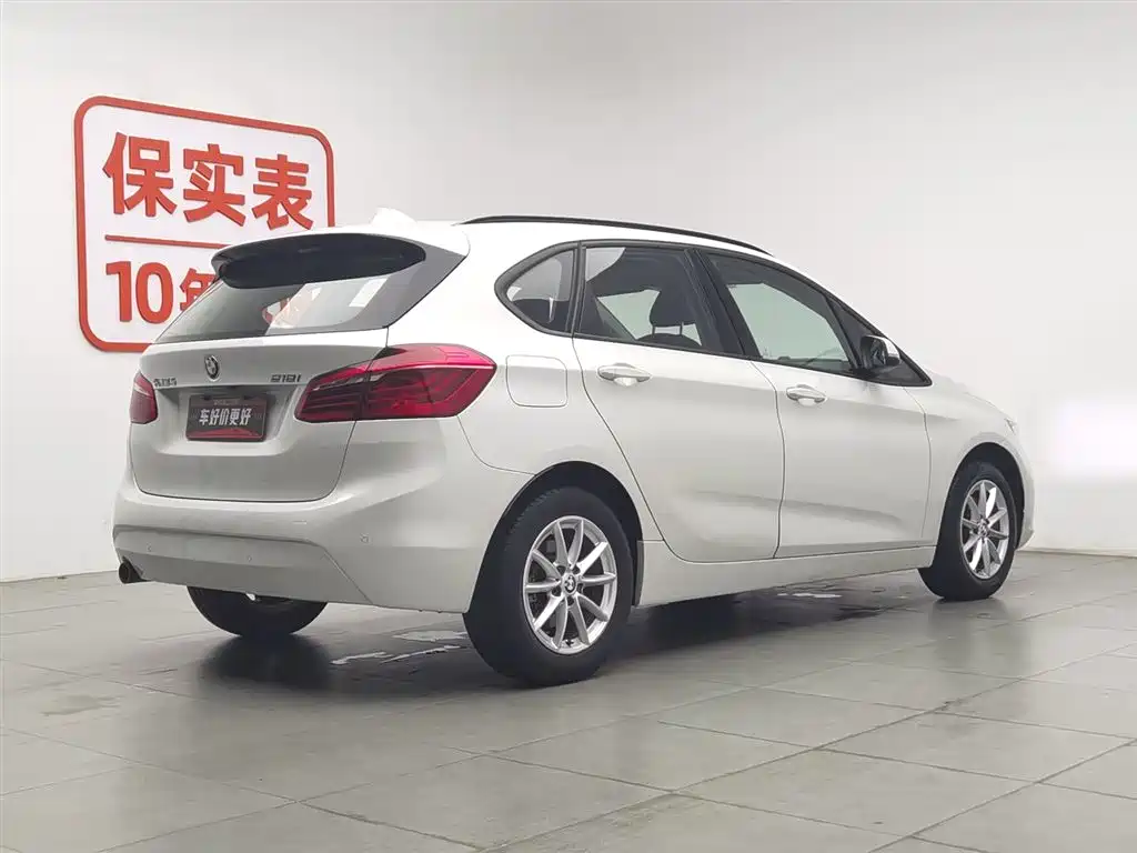 BMW 2 Series Active Tourer 2017 — фото 2
