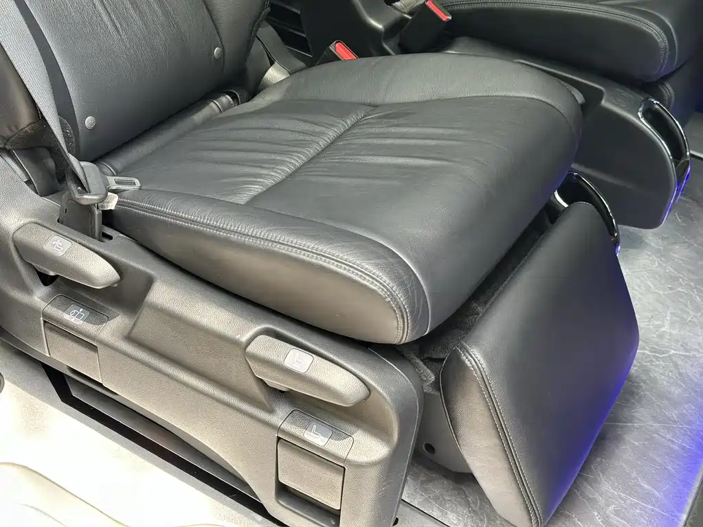 Honda Odyssey 2018 — фото 19