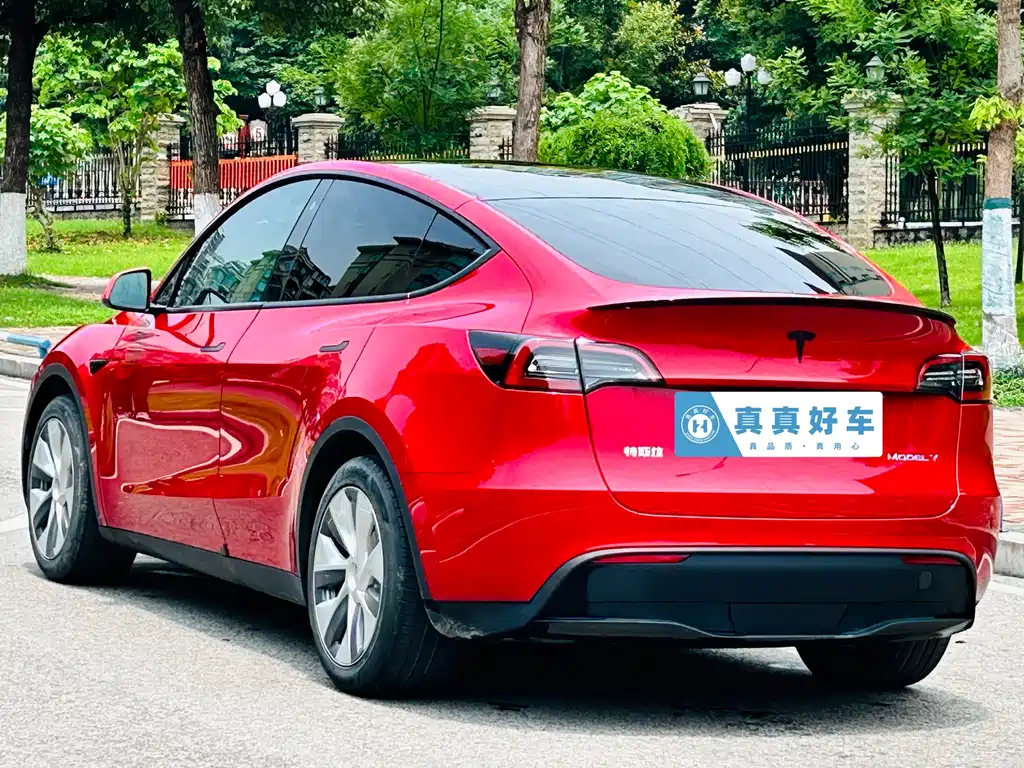 Tesla Model Y 2022 — фото 9