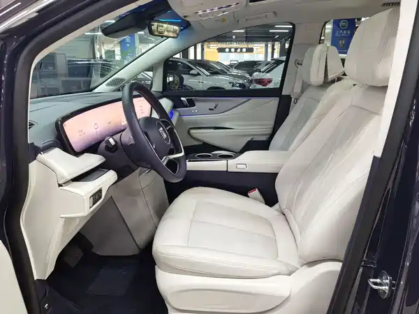 Buick GL8 New Energy 2025