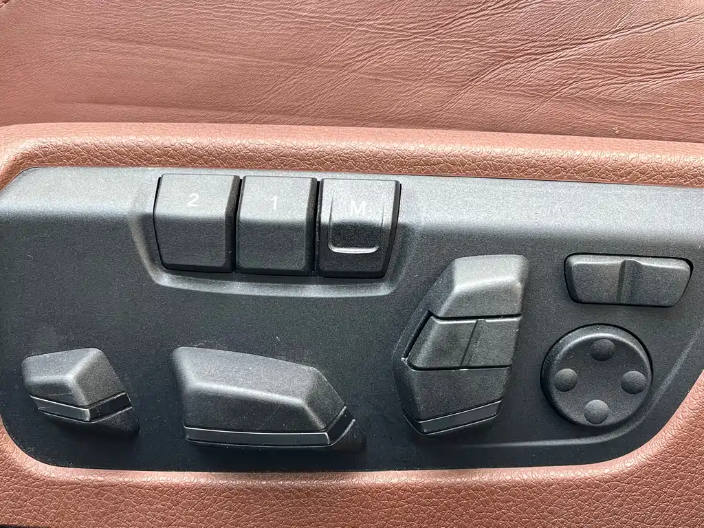 BMW 6 Series 2015 — фото 12