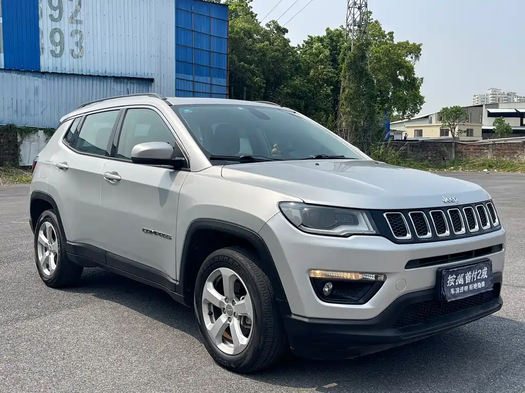 Jeep Compass 2018 — фото 3