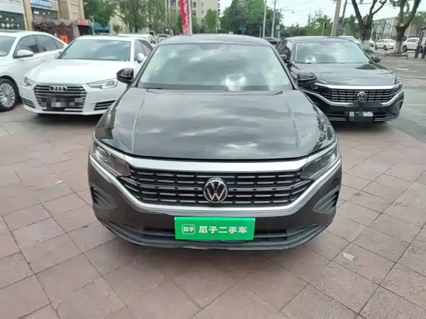 Volkswagen Passat 2024