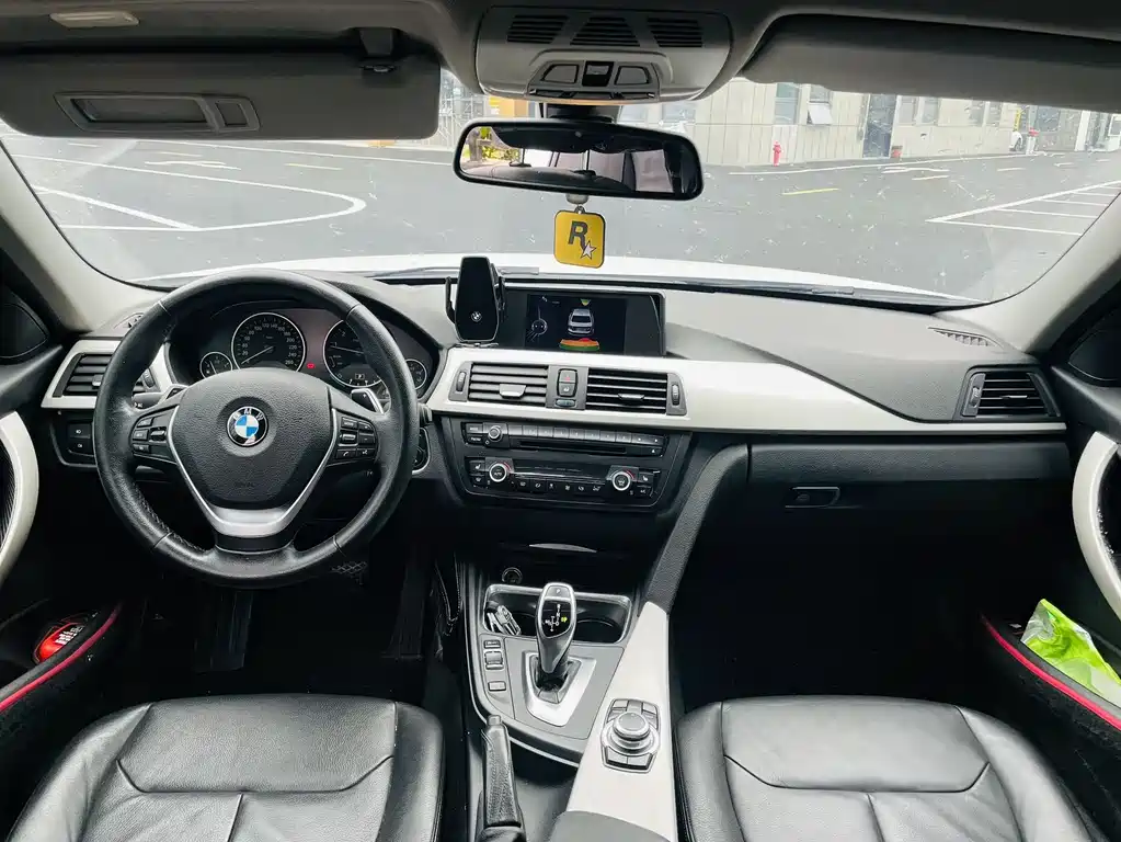 BMW 3 Series 2015 — фото 6