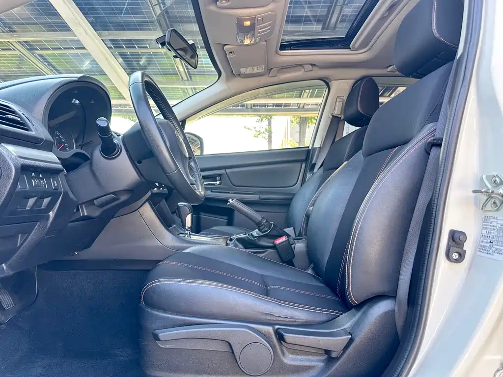 Subaru XV 2014 — фото 11