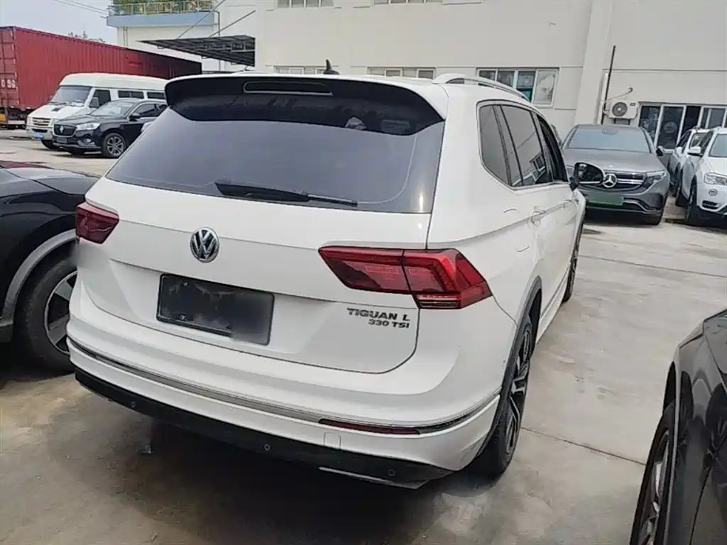 Volkswagen Tiguan L 2020 — фото 7