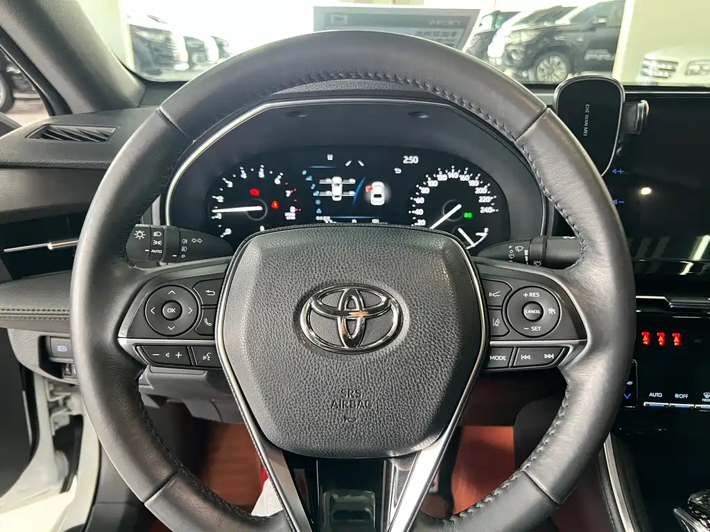 Toyota Avalon 2023 — фото 12