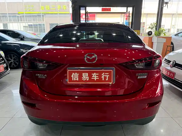 Mazda 3 Axela 2019