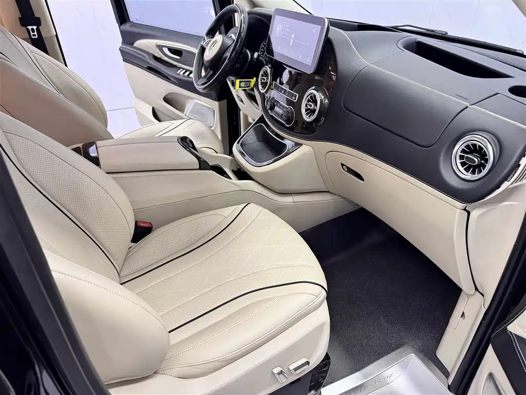 Mercedes-Benz Vito 2021 — фото 10