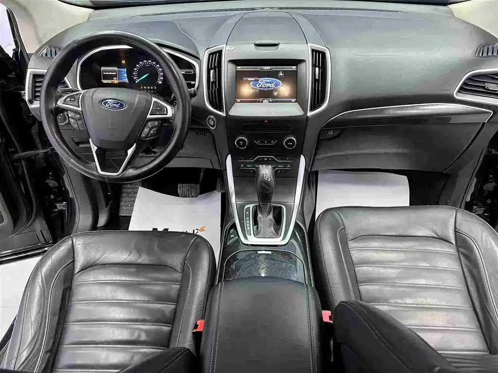 Ford Edge 2015 — фото 9