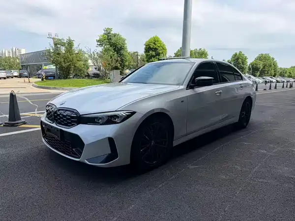 BMW 3 Series 2024