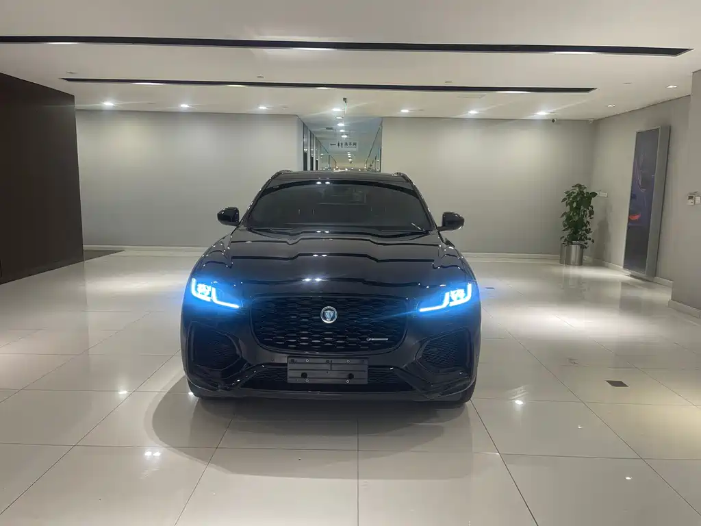 Jaguar F-PACE 2023 — фото 2