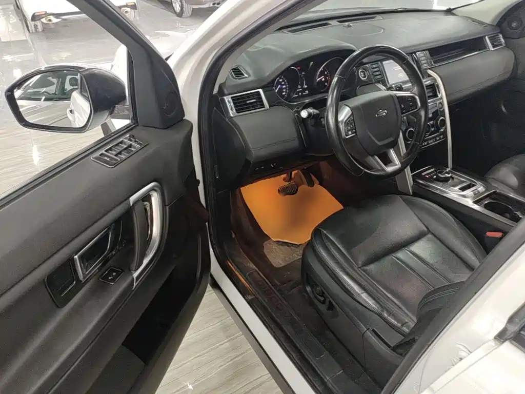 Land Rover Discovery Sport 2019 — фото 16