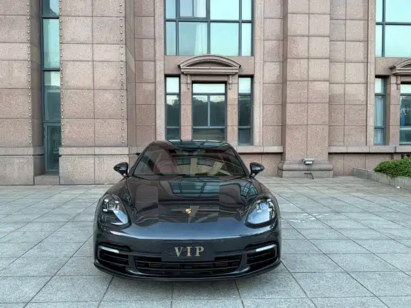 Porsche Panamera 2018