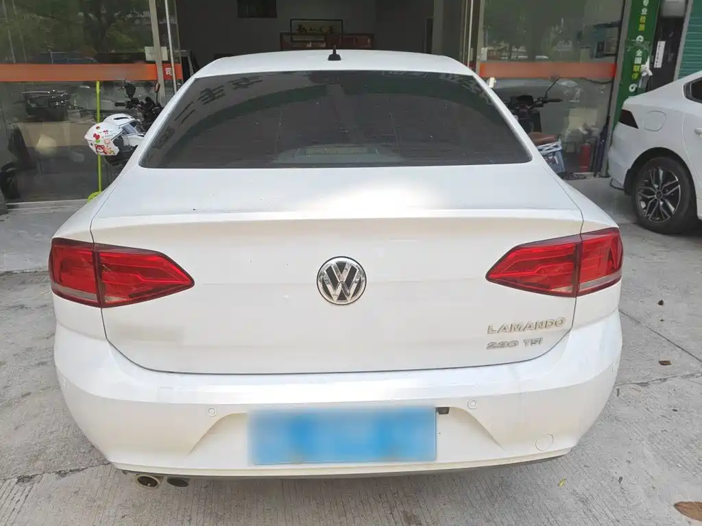 Volkswagen Lamando 2015