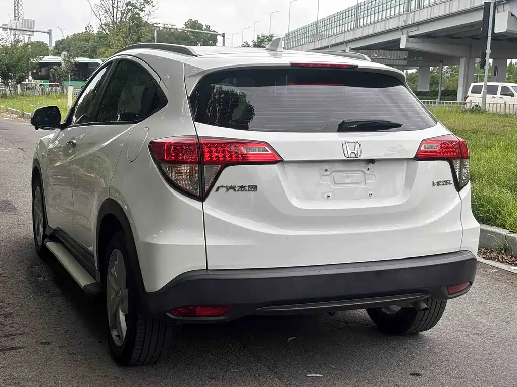 Honda Vezel 2022 — фото 9