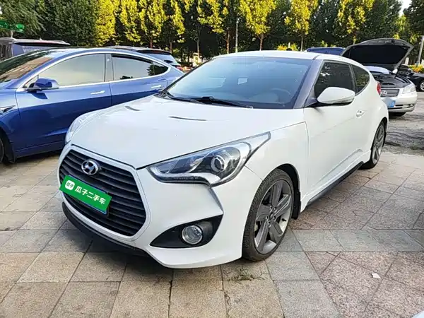 Hyundai Veloster 2015