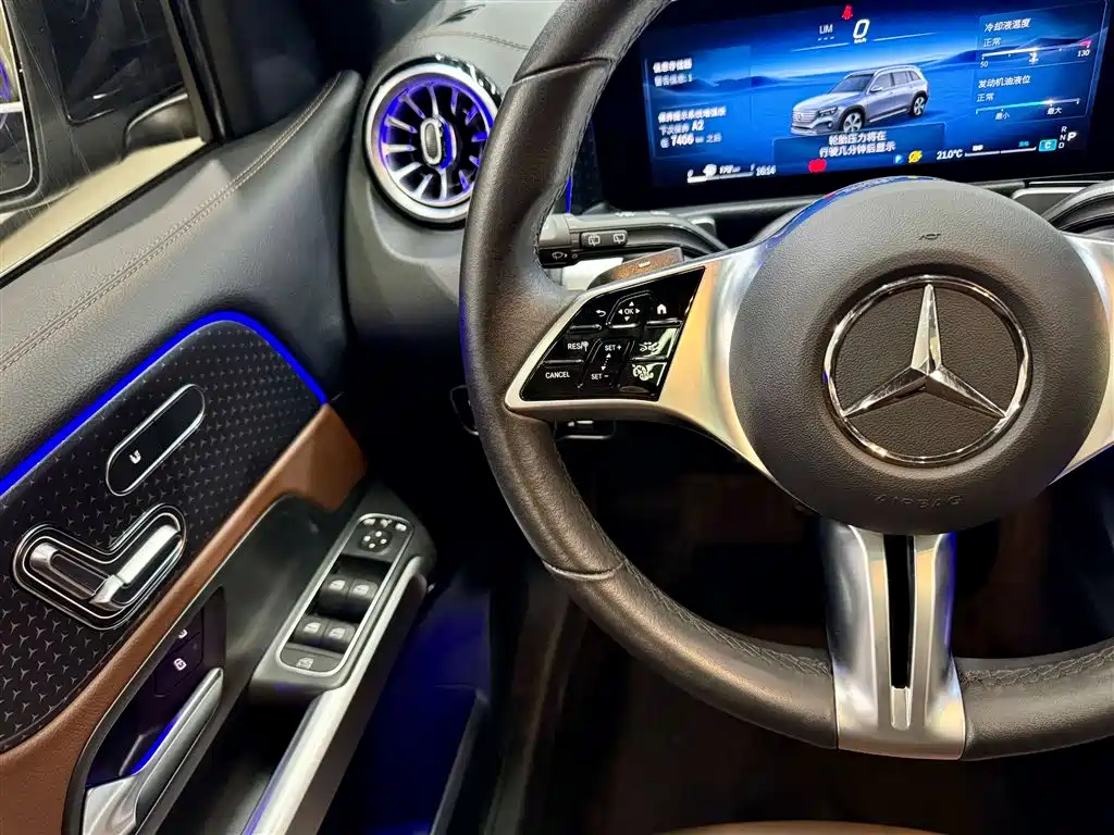 Mercedes-Benz GLB 2024 — фото 23