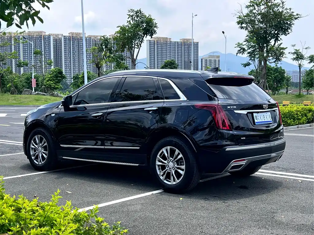 Cadillac XT5 2020 — фото 6