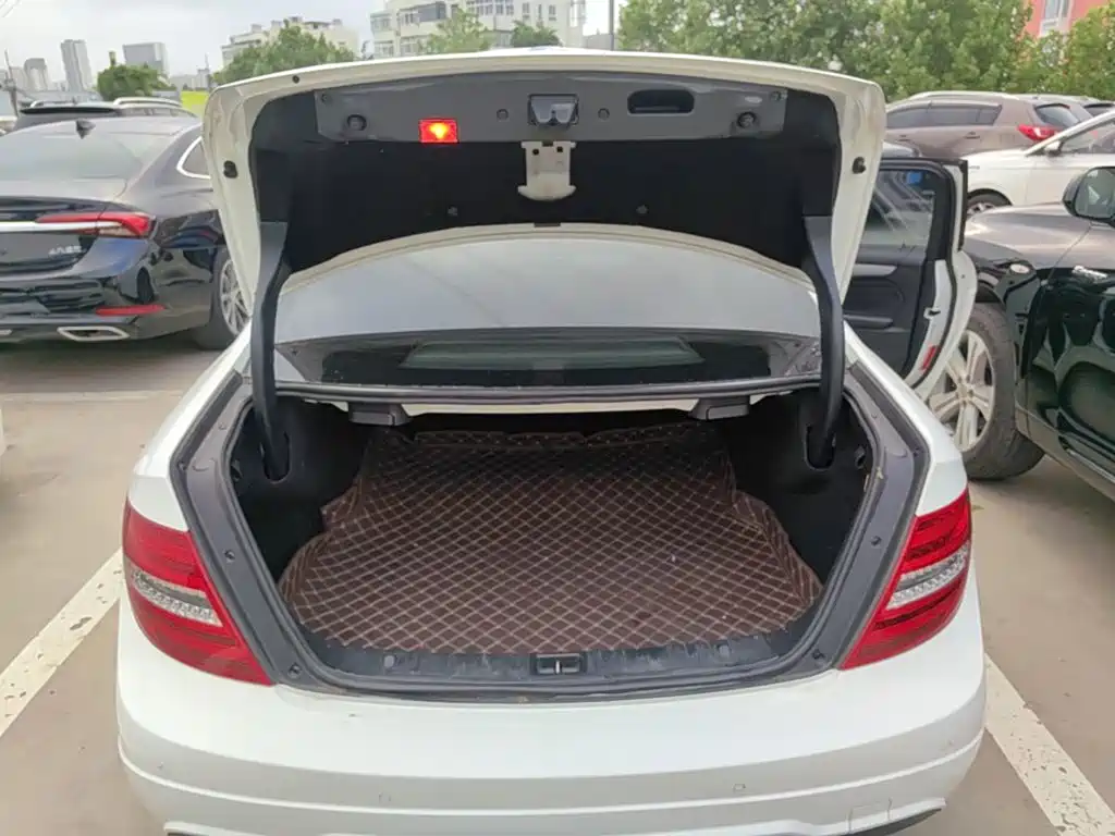 Mercedes-Benz C-Class 2014 — фото 19