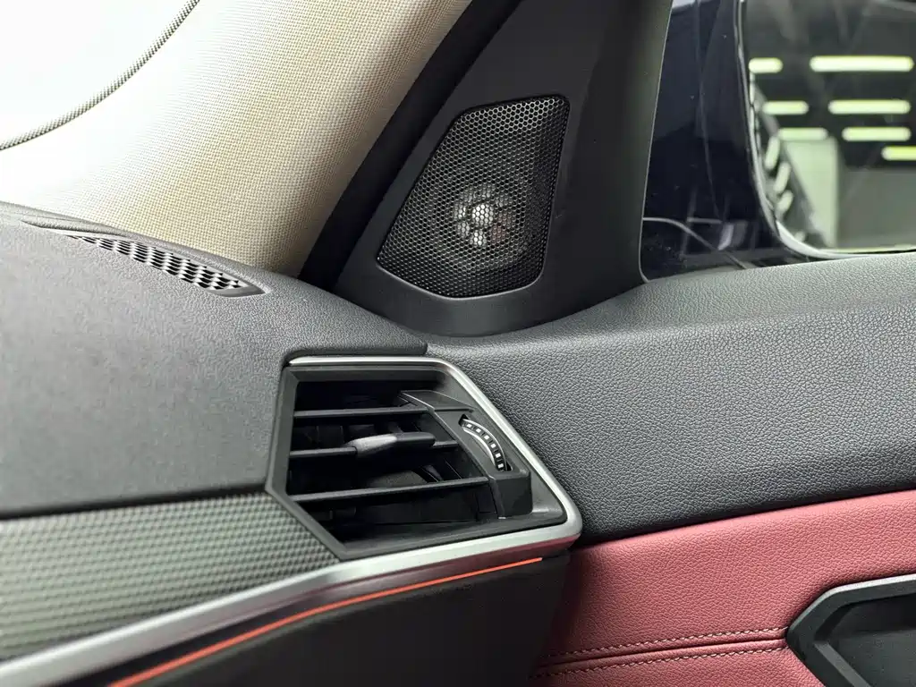 BMW 3 Series 2021 — фото 13