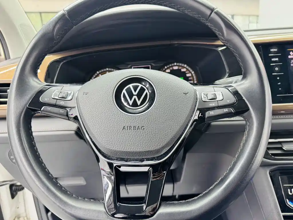 Volkswagen Tuyue 2021