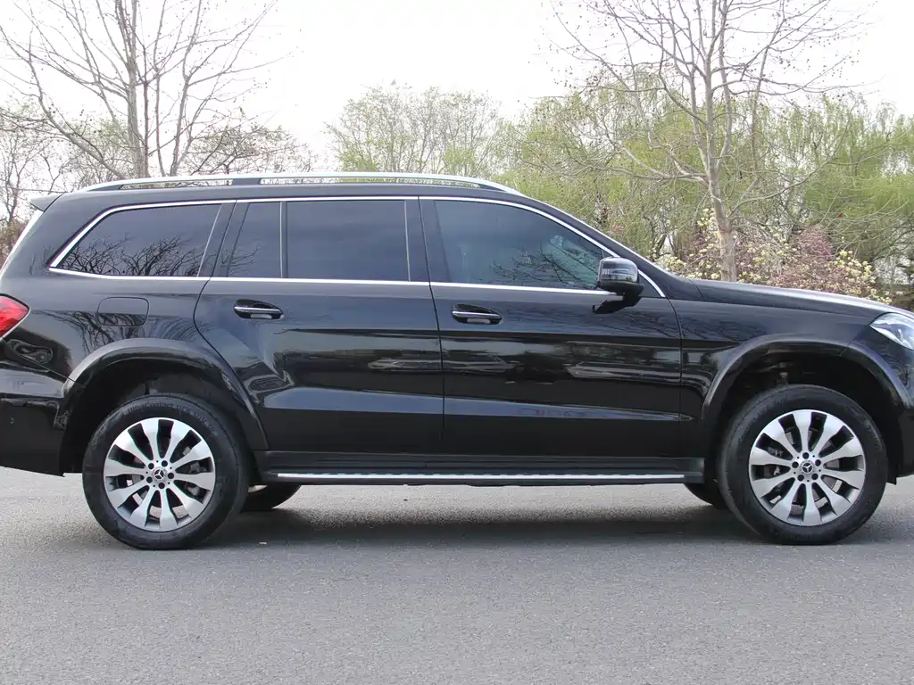 Mercedes-Benz GLS 2018 — фото 8