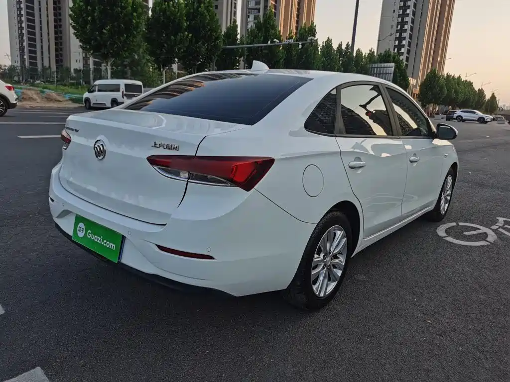 Buick Excelle 2019 — фото 20