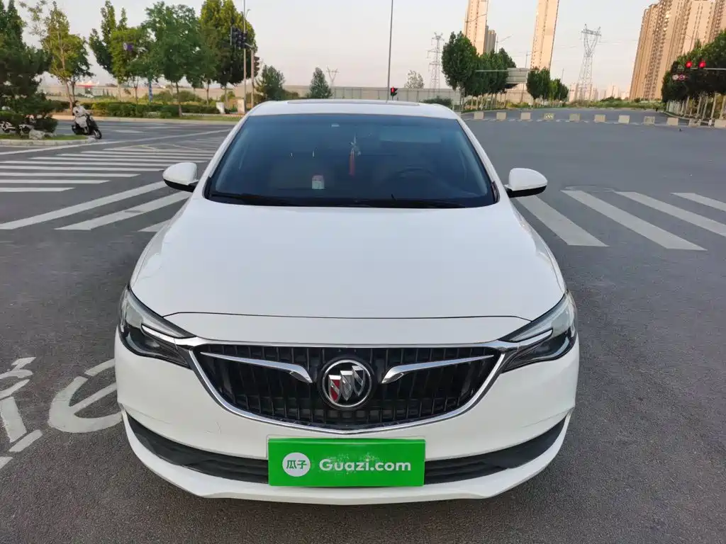 Buick Excelle 2019 — фото 18