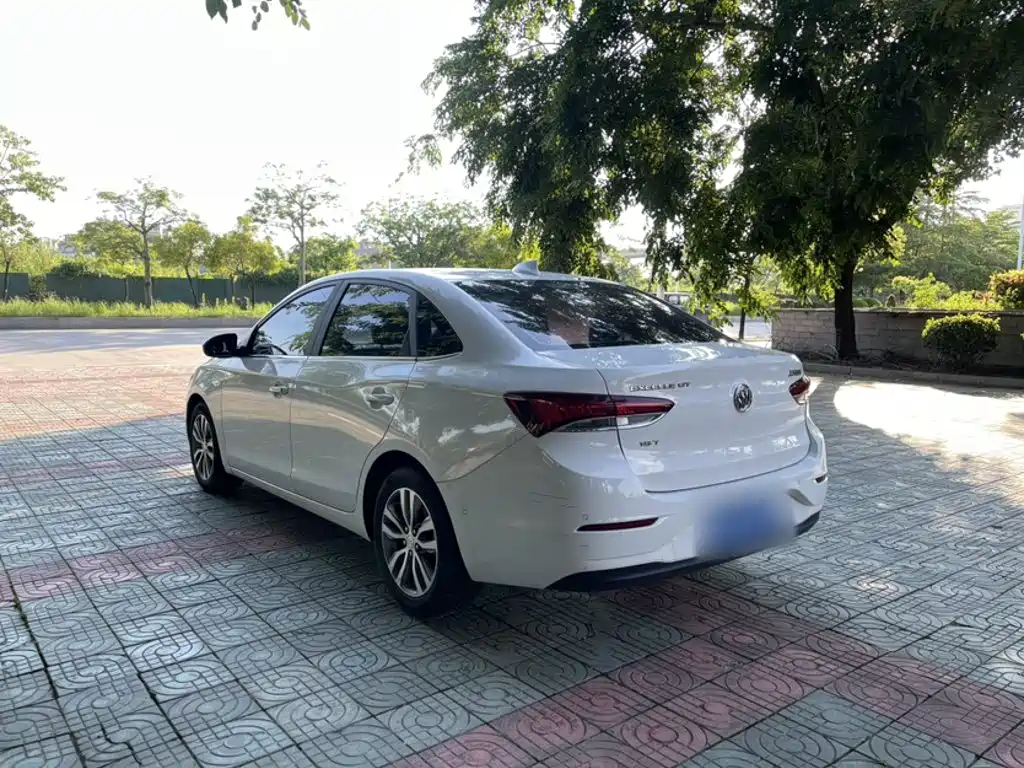 Buick Excelle 2018 — фото 14