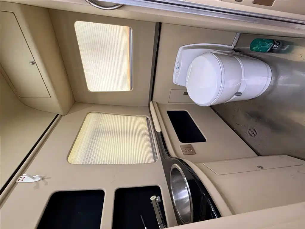 Toyota Coaster 2023 — фото 28