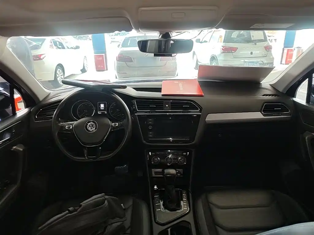 Volkswagen Tiguan L 2019 — фото 10