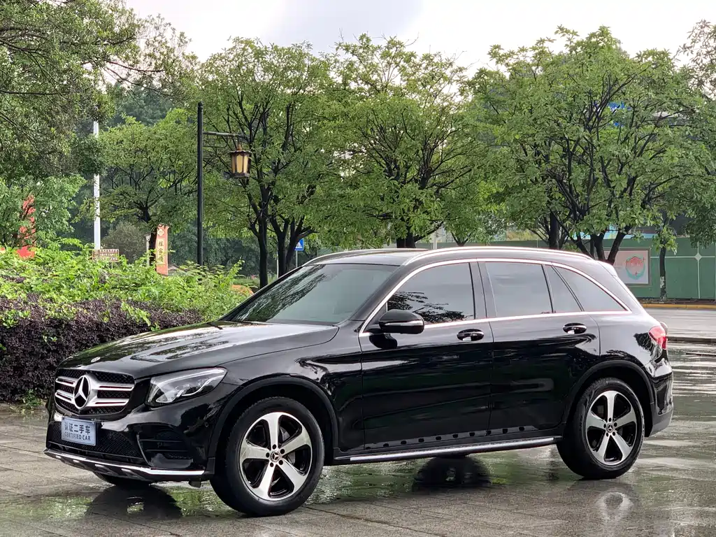 Mercedes-Benz GLC 2017 — фото 1