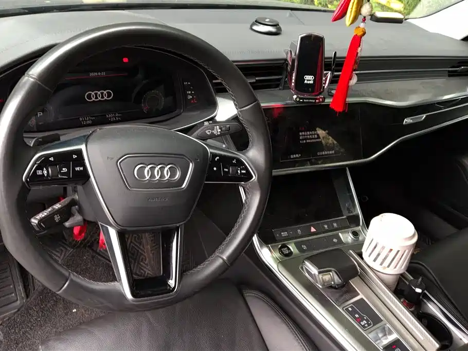 Audi A6L 2021 — фото 12