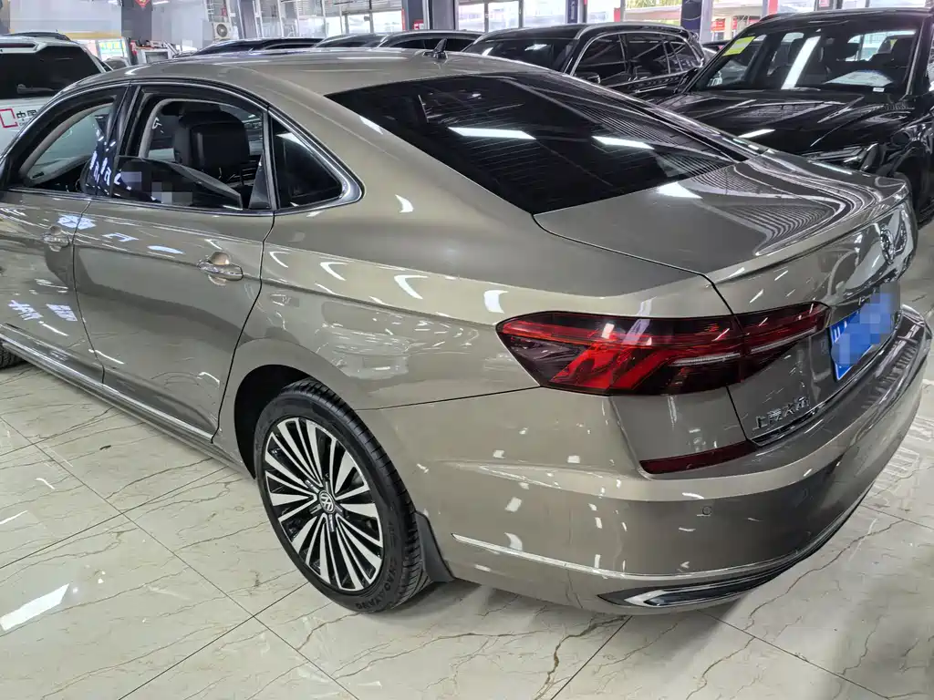 Volkswagen Passat 2019 — фото 4