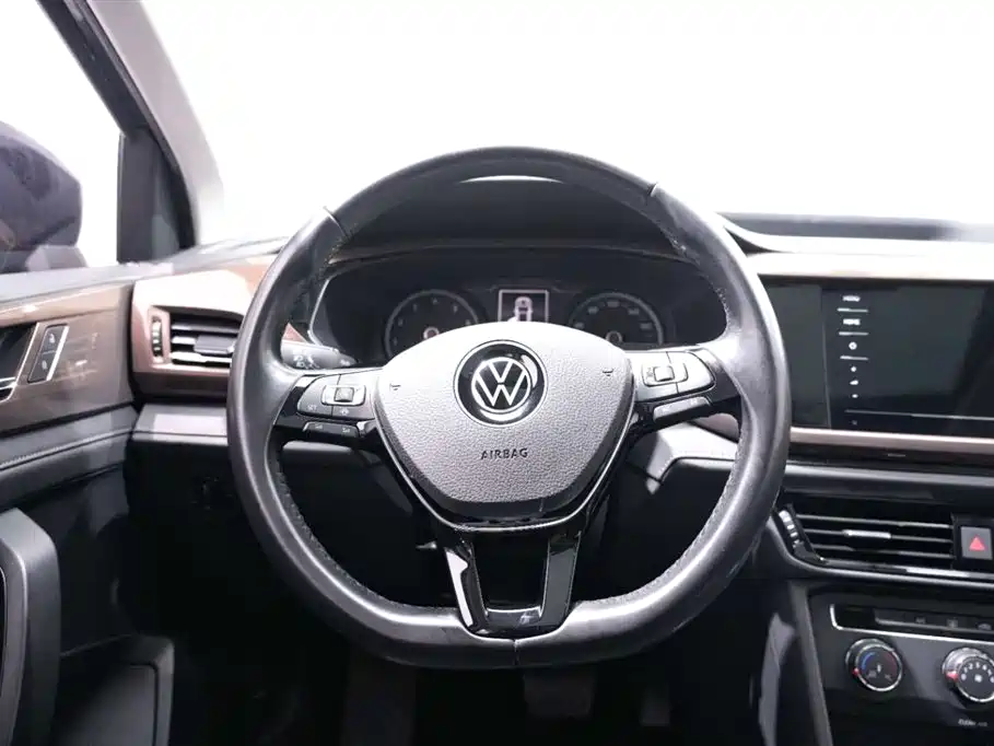Volkswagen Tharu 2022 — фото 16