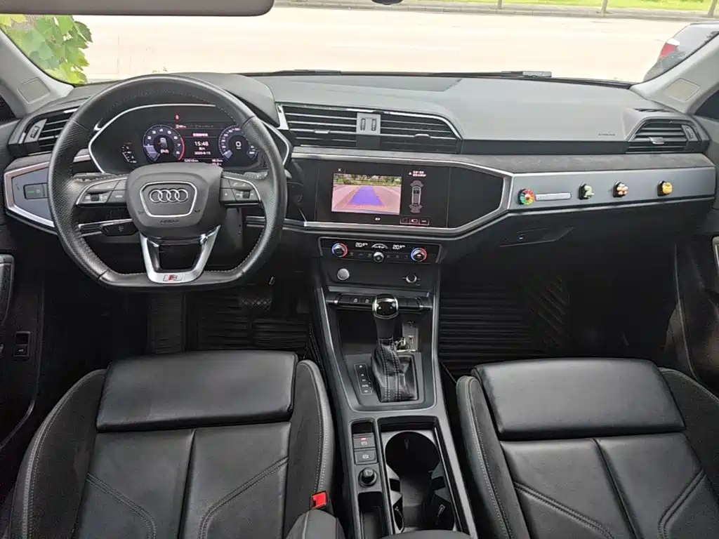 Audi Q3 Sportback 2021 — фото 10