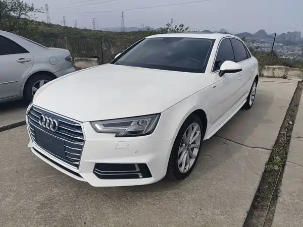 Audi A4L 2018