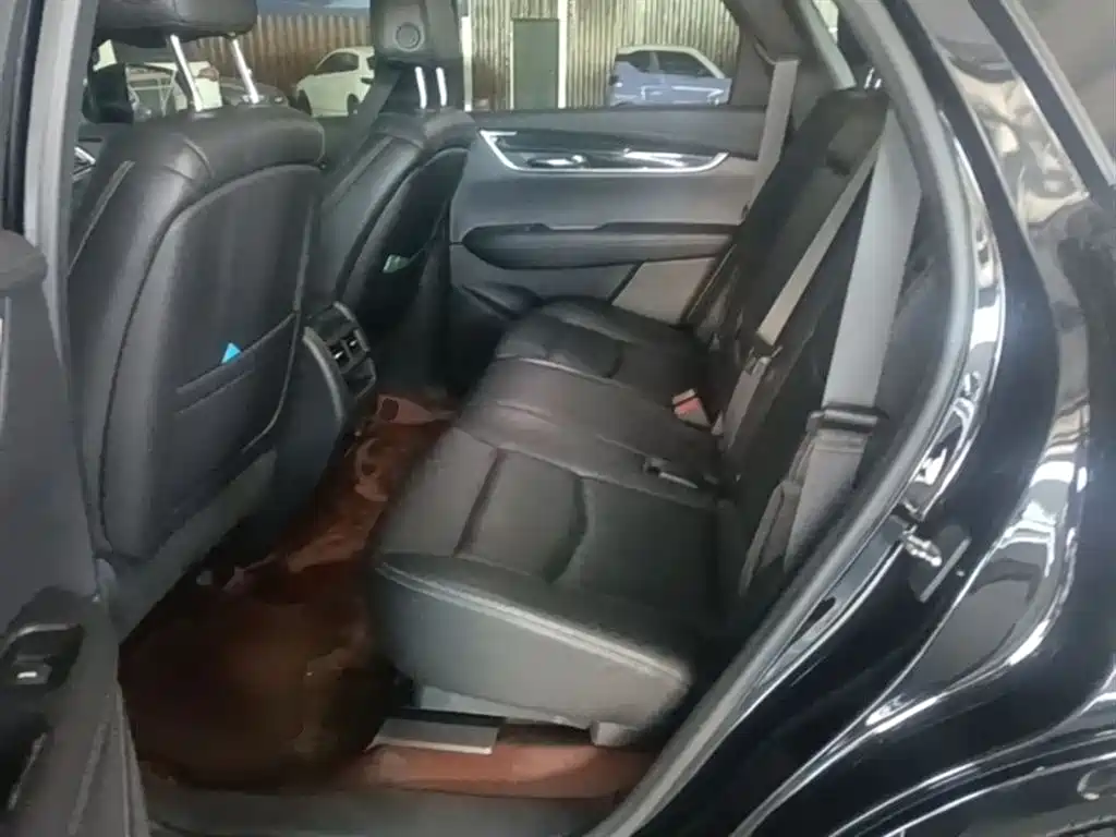 Cadillac XT5 2020 — фото 17