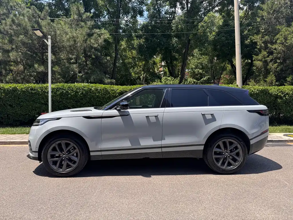 Land Rover Velar 2023 — фото 3
