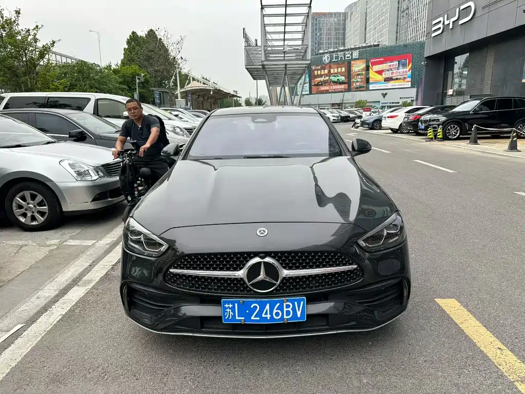 Mercedes-Benz C-Class 2023 — фото 2