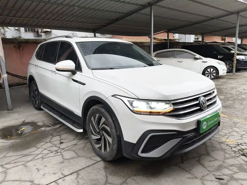 Volkswagen Tiguan L 2022 — фото 4