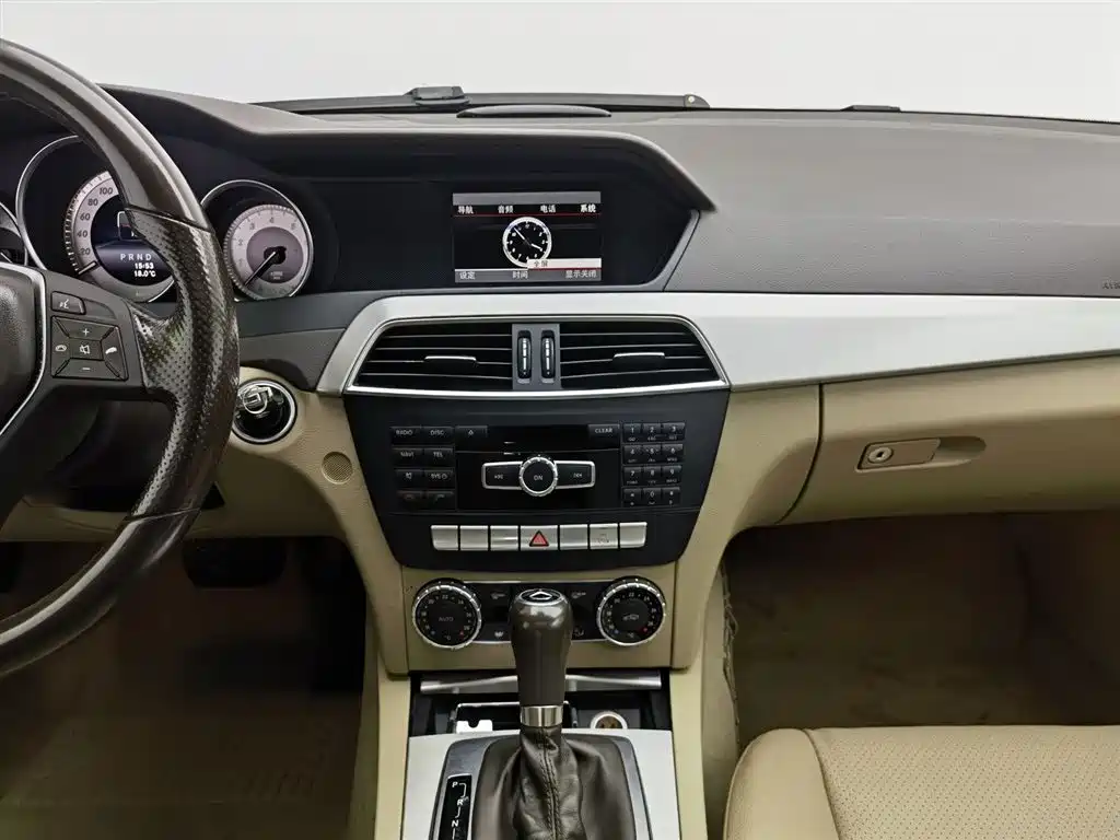Mercedes-Benz C-Class 2014 — фото 12
