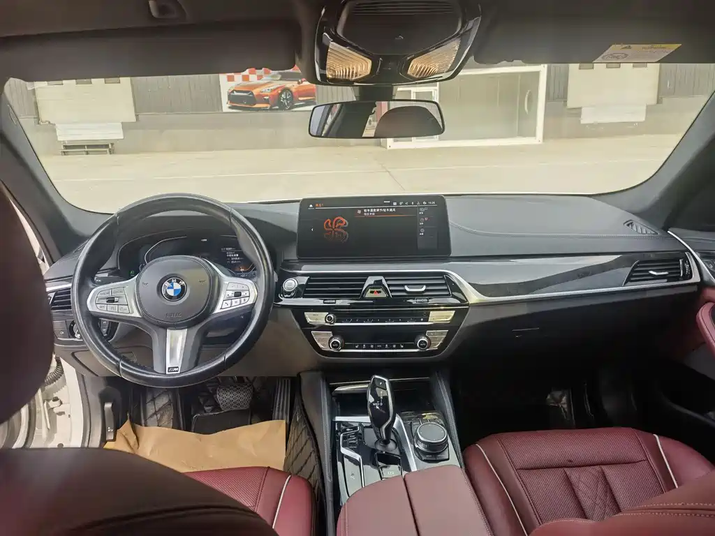BMW 5 Series 2023 — фото 12