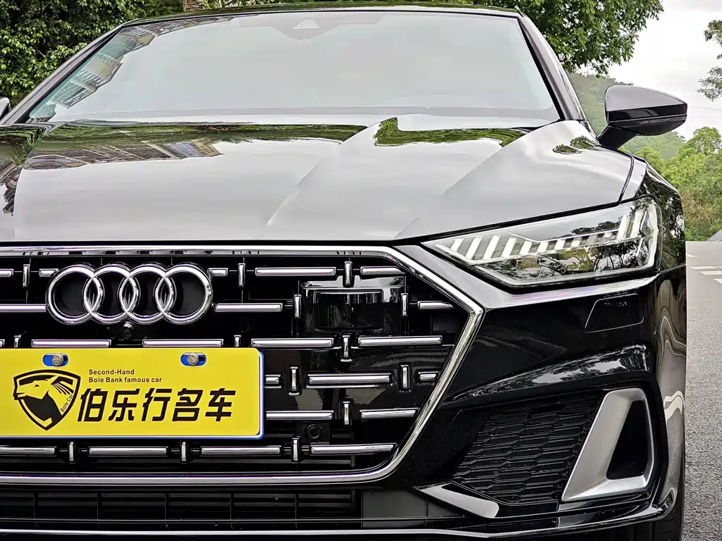 Audi A7L 2025 — фото 2