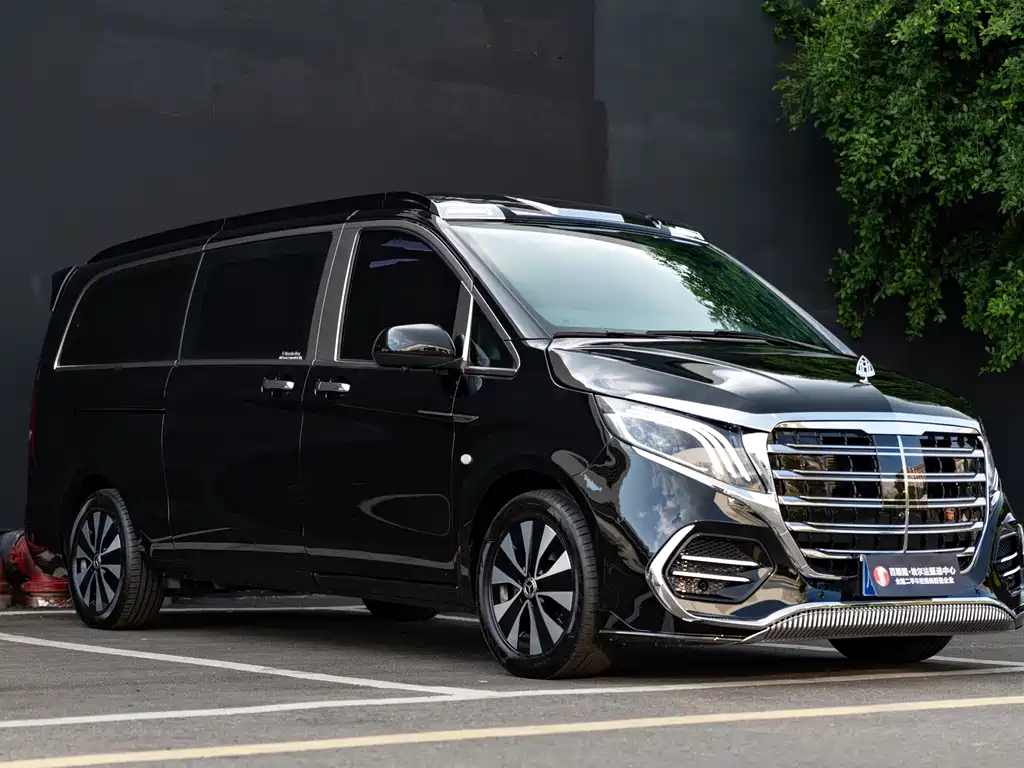 Mercedes-Benz Vito 2024 — фото 3
