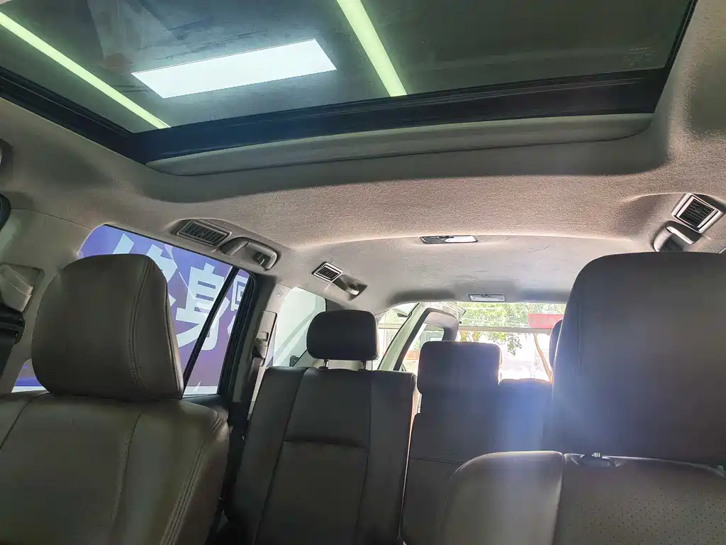 Toyota Prado 2018 — фото 12