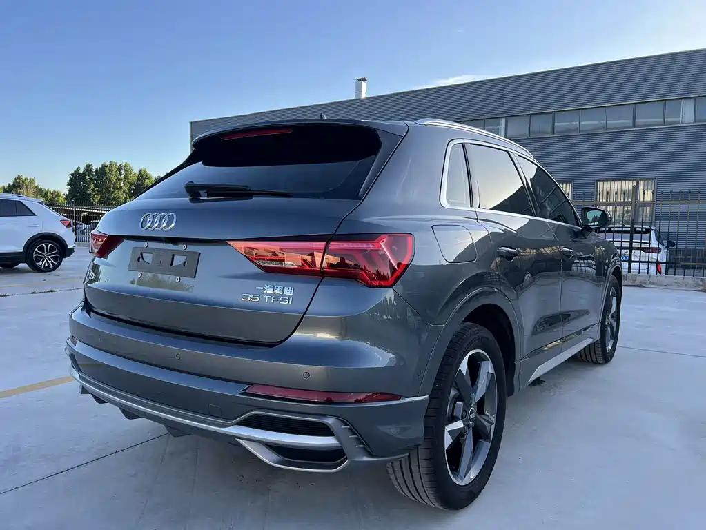 Audi Q3 2022