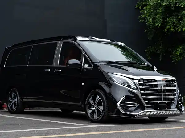 Mercedes-Benz Vito 2024