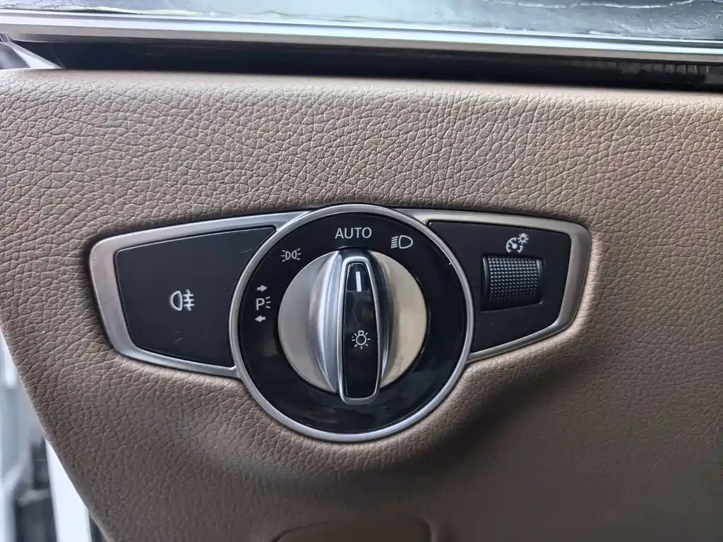 Mercedes-Benz E-Class 2017